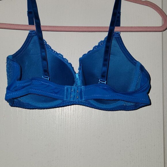 Gorgeous Bra - Picture 3 of 4